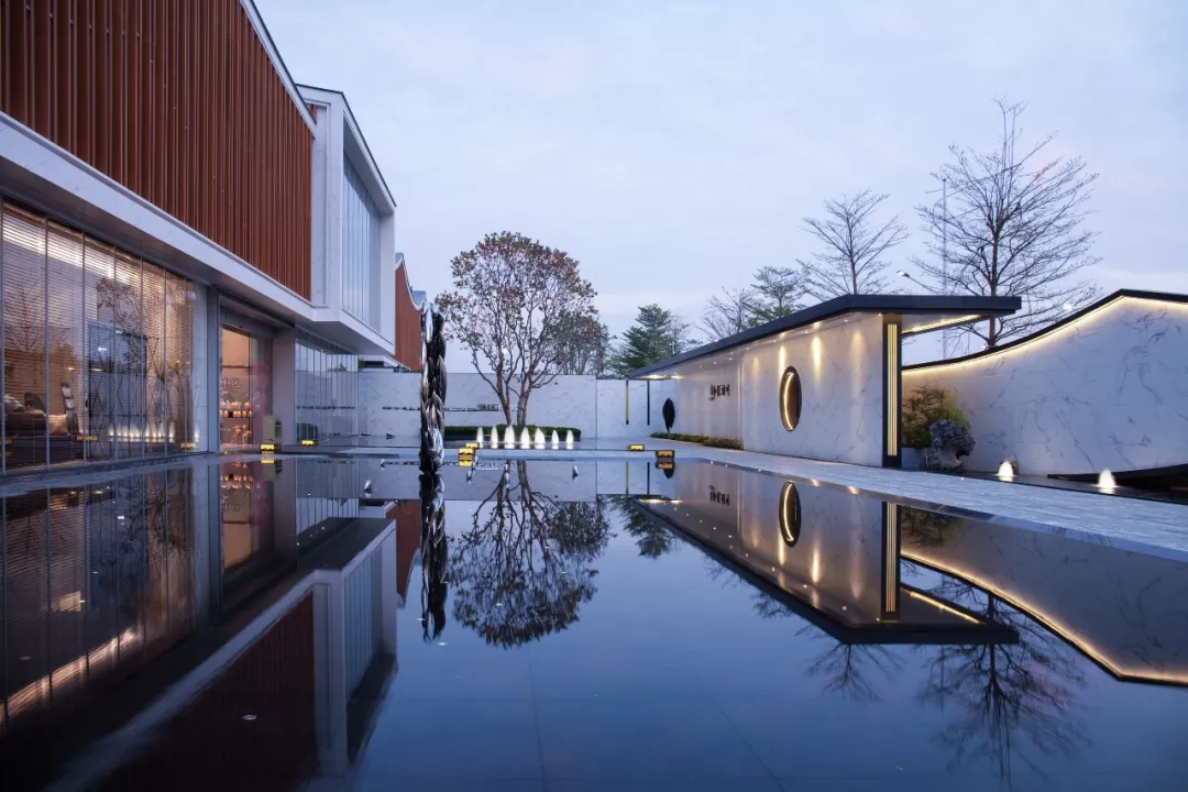 怡境景观设计案例:保利和悦湖畔赏析